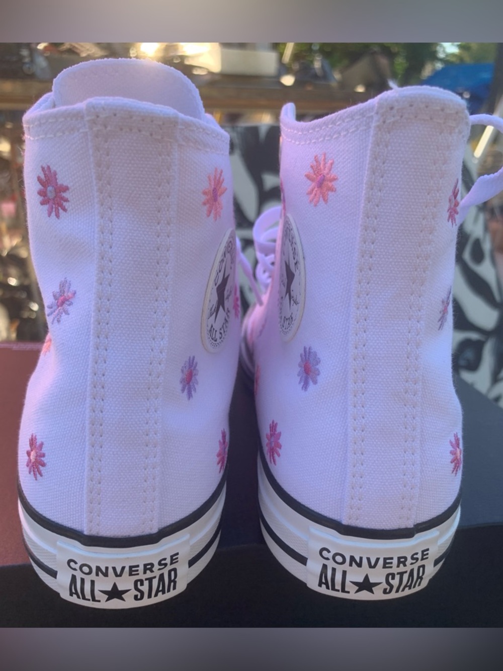 NEW BiG Kids Converse White High Top Sneakers Pink & Peach Daisy Embroidery - Picture 4 of 7